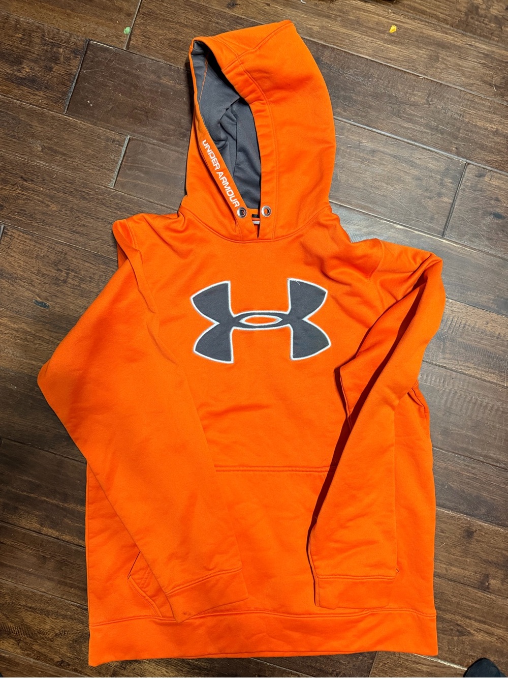 Under Armour Men’s Orange Athletic Shorts with Gray Liner